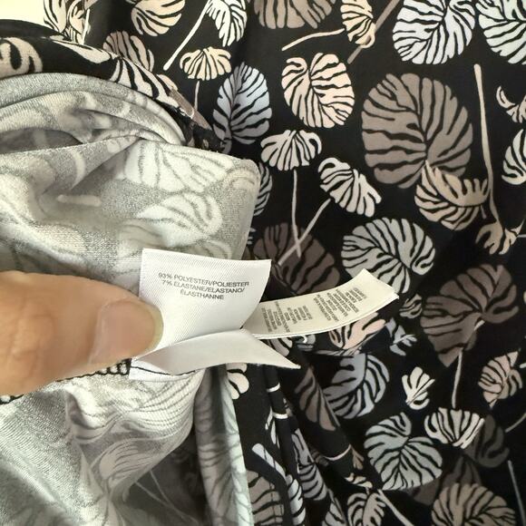 Anne Klein Womens Top XL Black Palm Leaf Colorful Coastal Flowy Modest Spring - Picture 4 of 5